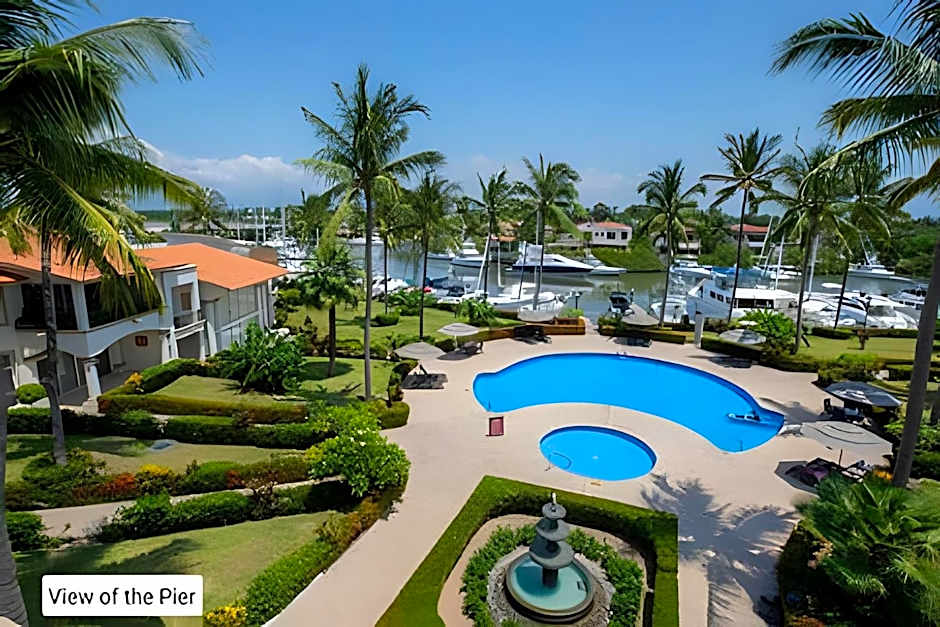Grand Marina Villas