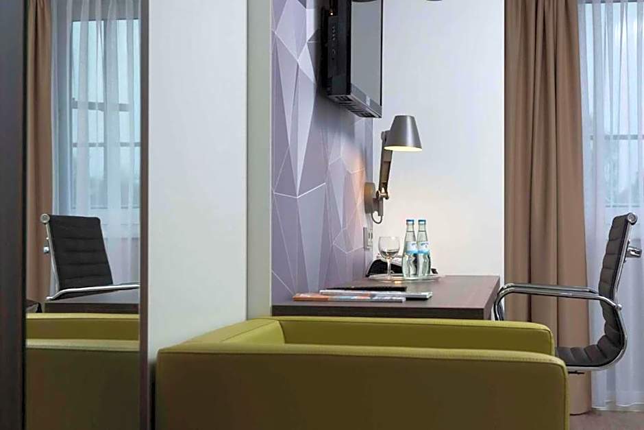 Peine Salzgitter Hotel by Belvilla