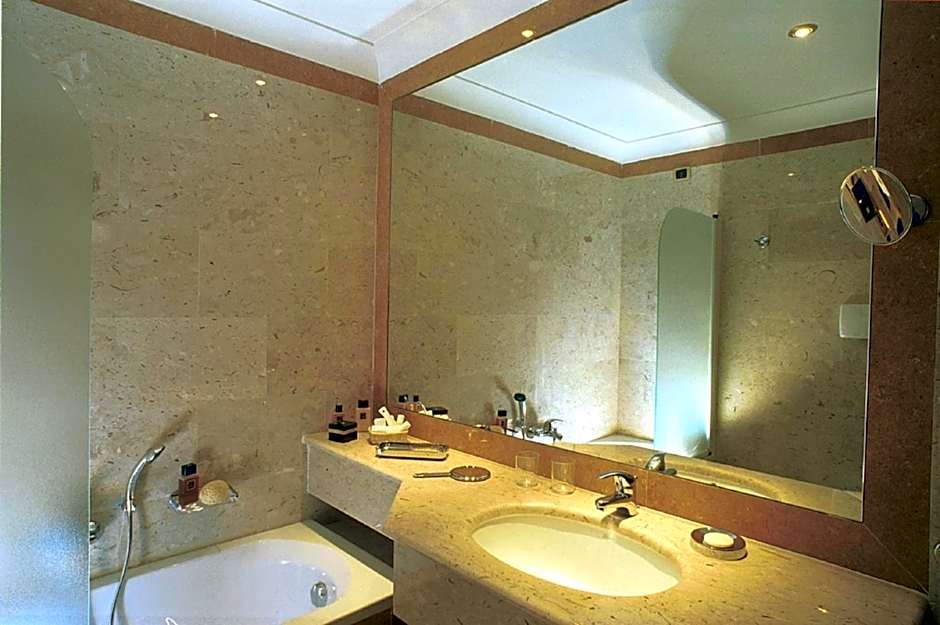 Hotel La Ville