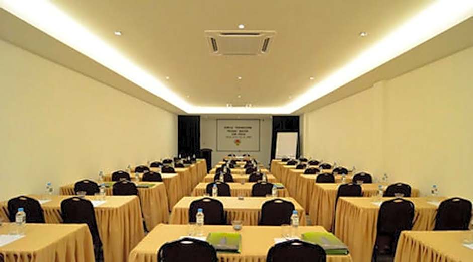 The Leverage Business Hotel (Bandar Baru Mergong)