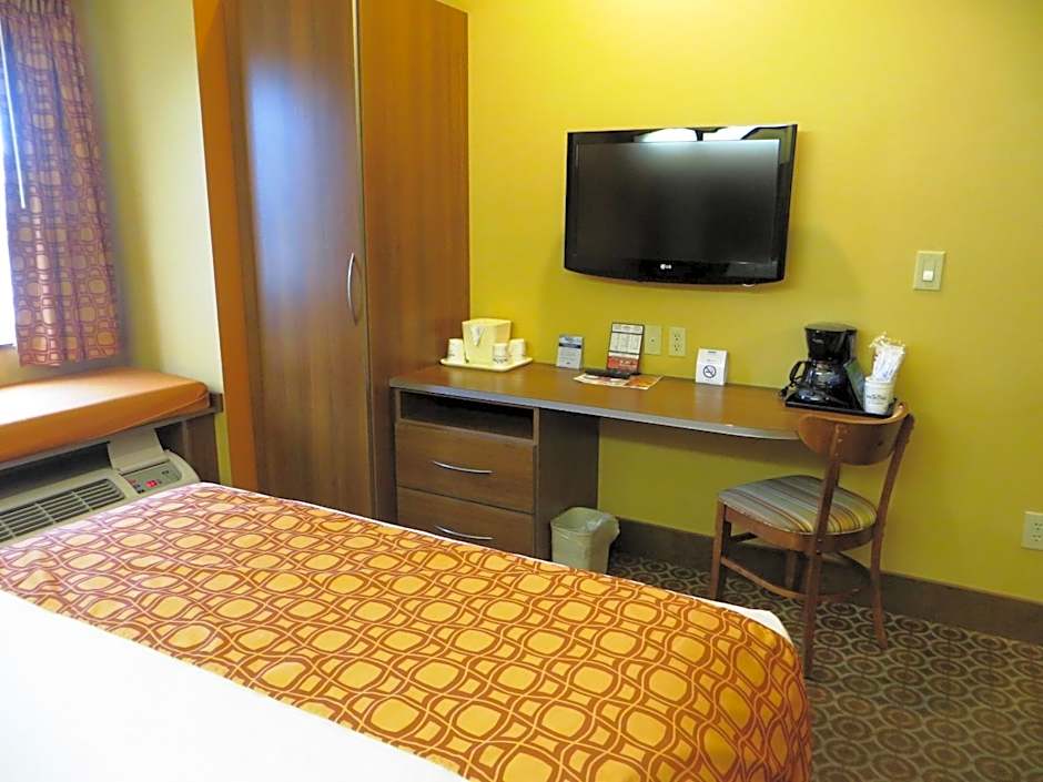 Microtel Inn & Suites By Wyndham South Bend/At Notre Dame