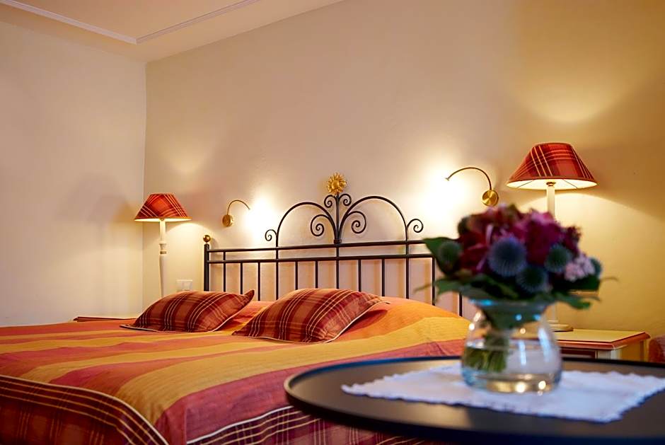 Hotel & Restaurant Sonne