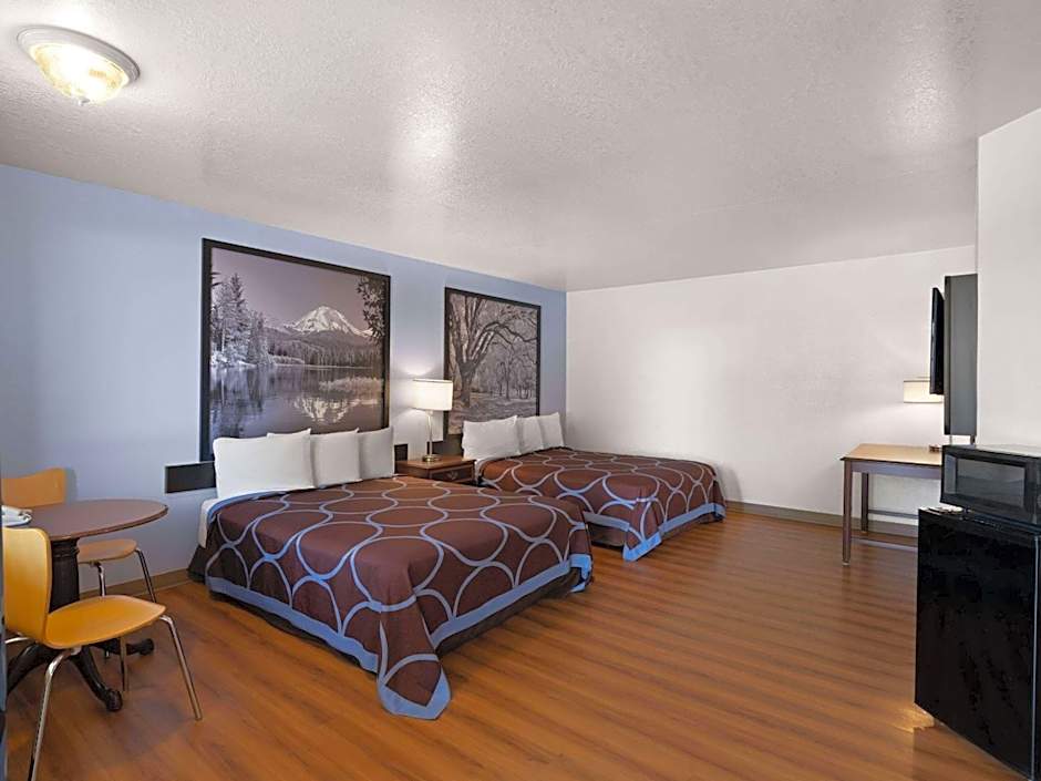 Super 8 by Wyndham Dunnigan