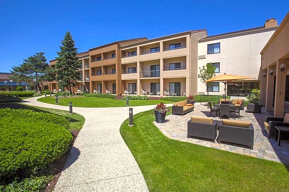 Courtyard By Marriott Chicago Highland Park/Northbrook