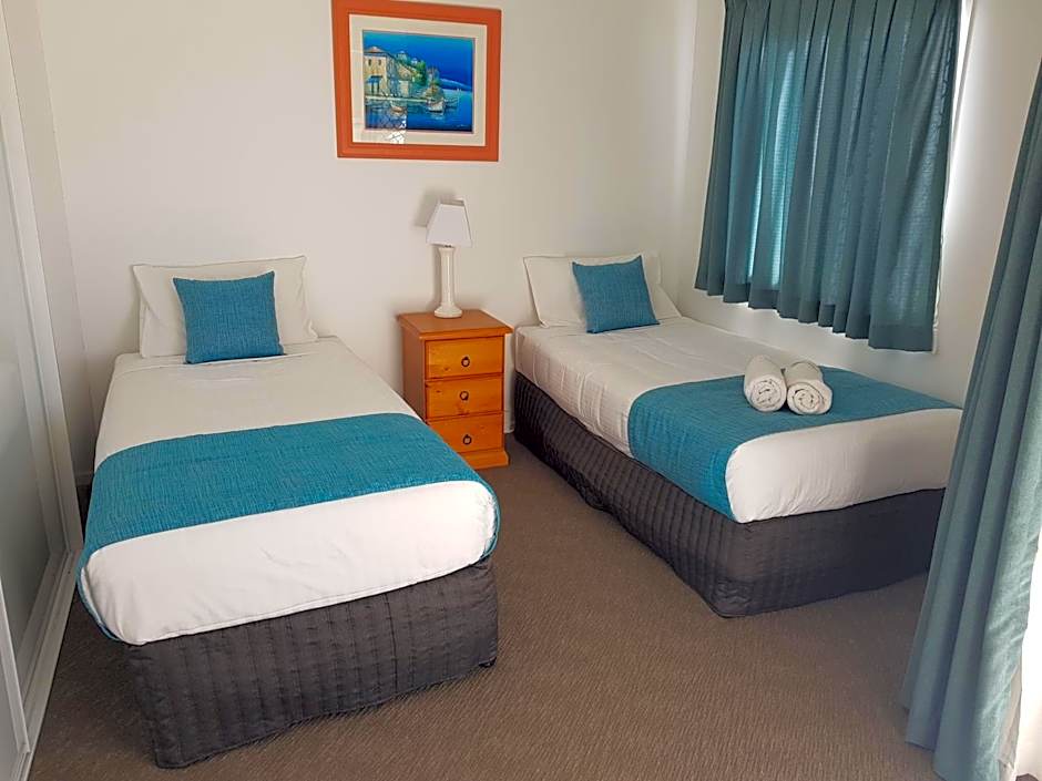 Kings Way Apartments