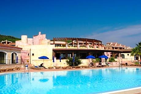 Residence Il Borgo di Porto Corallo