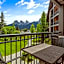 Outstanding Mountain Condo WATERSLIDE and HOT TUB managed by Little Sister Getaways