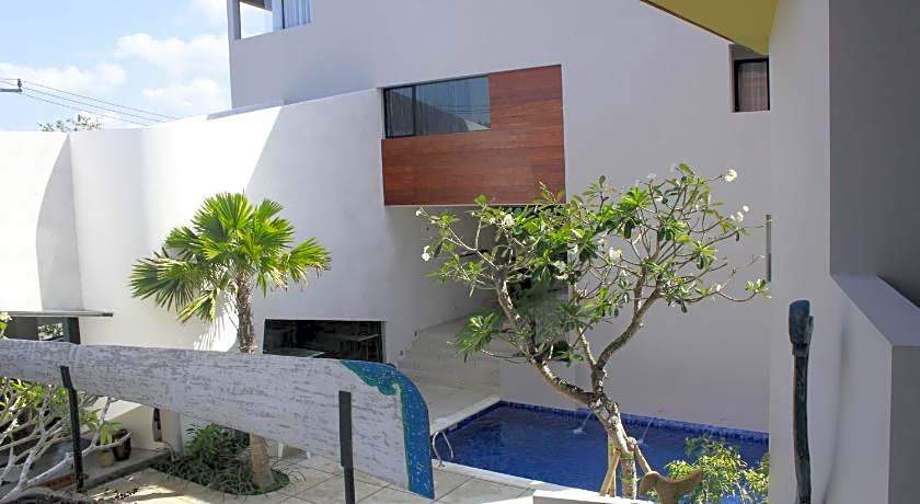 Scala – Bed and Beyond Hotel