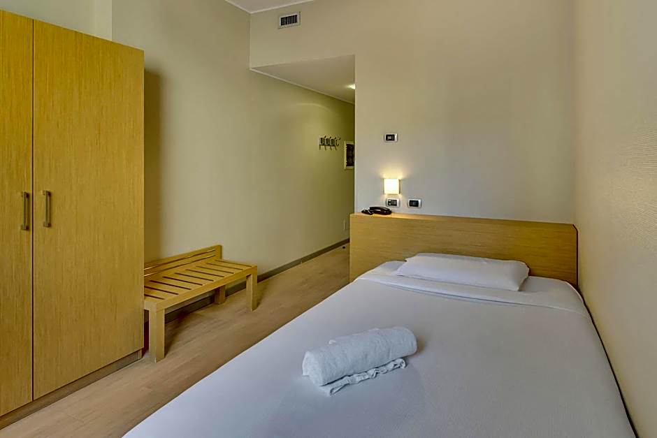 B&B HOTEL Milano La Spezia