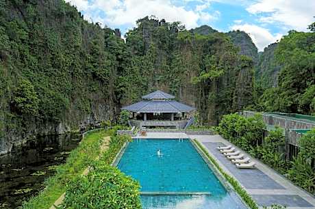 Jiva Hoa Lu Retreat