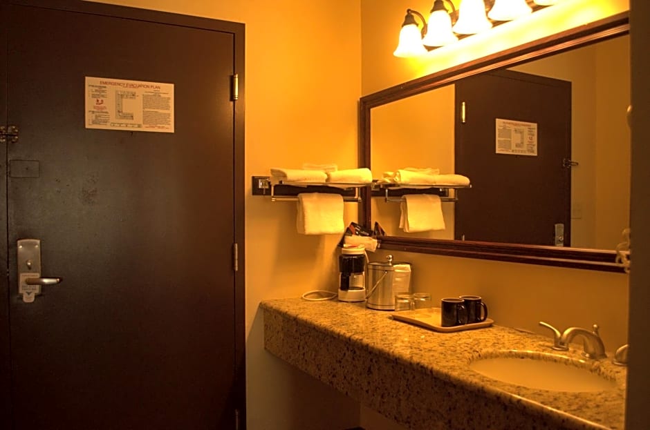 Rodeway Inn & Suites East Windsor