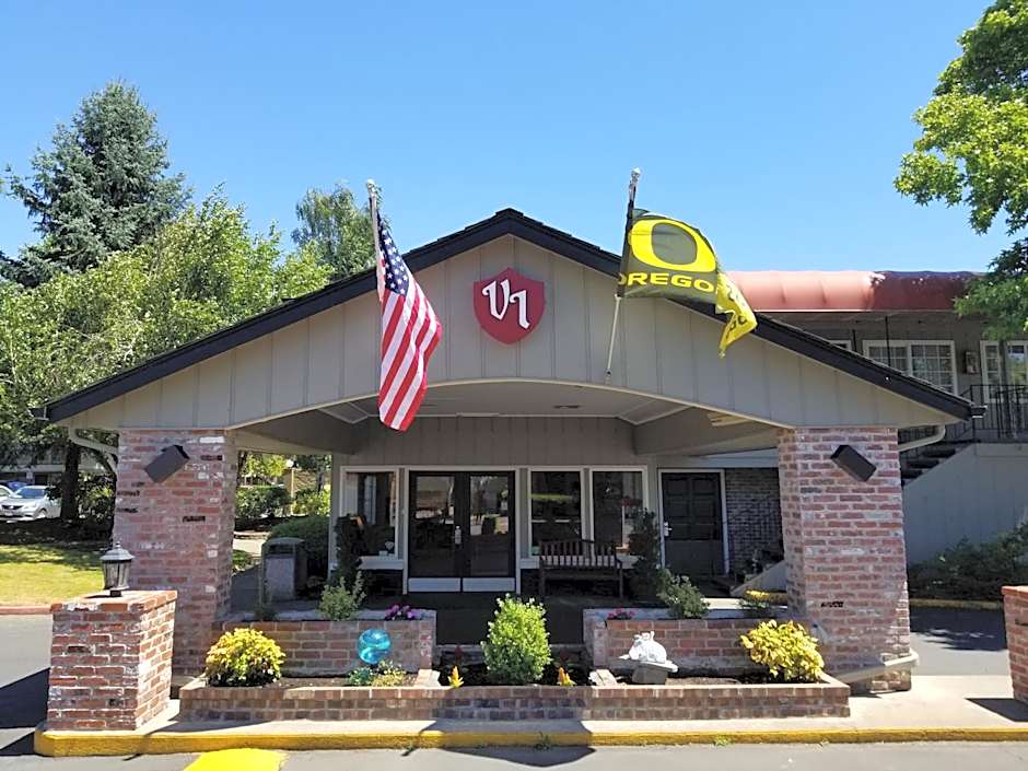 Village Inn