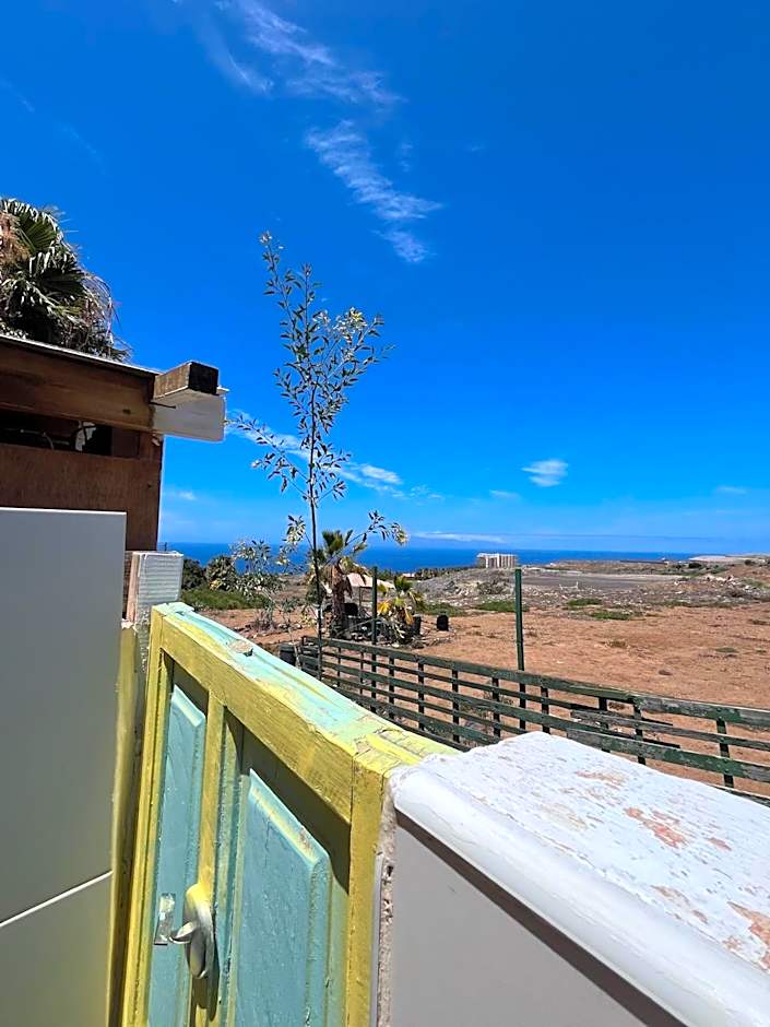 Adeje - TwinFin Hostel & Surf Yoga Camp