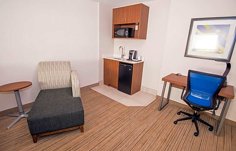 Holiday Inn Express Hotel & Suites-Hinton By IHG