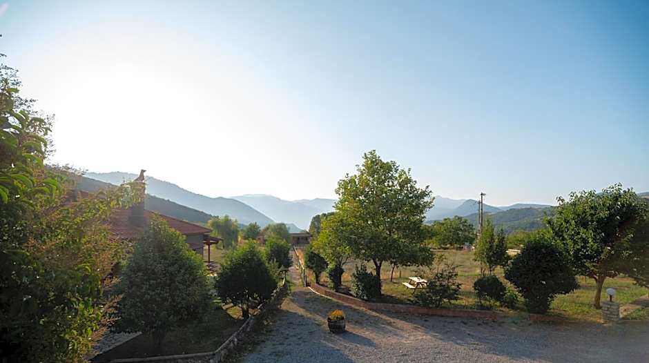 Orias Guesthouse & Farm