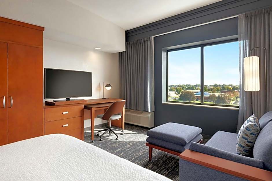 Courtyard by Marriott Lancaster