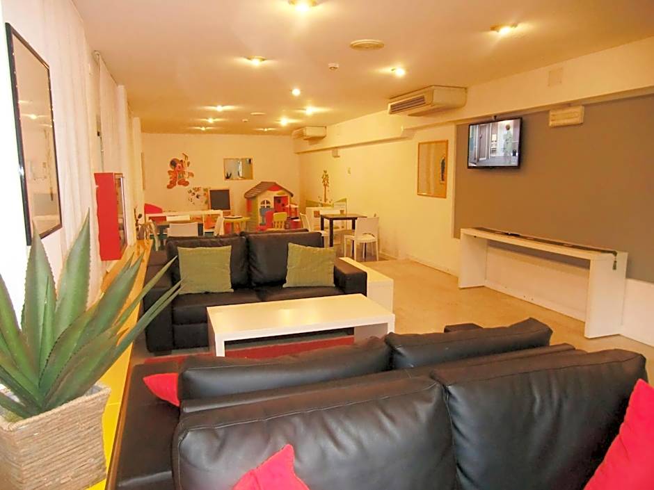 Hotel Desire'