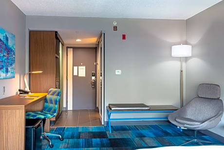 King Room - Hearing Accessible