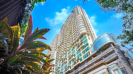 Ventura Room at TreePark City By RuangNyaman