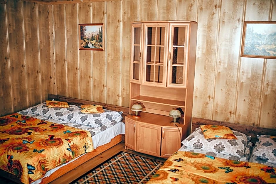 Dom Wypoczynkowy Trzy Sroczki