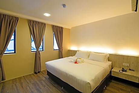 Deluxe King Size Room