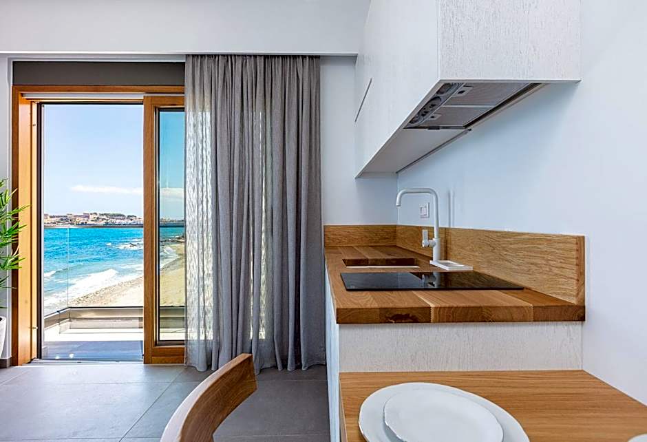 North Coast Seaside Suites