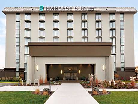 Embassy Suites by Hilton Bloomington / Minneapolis