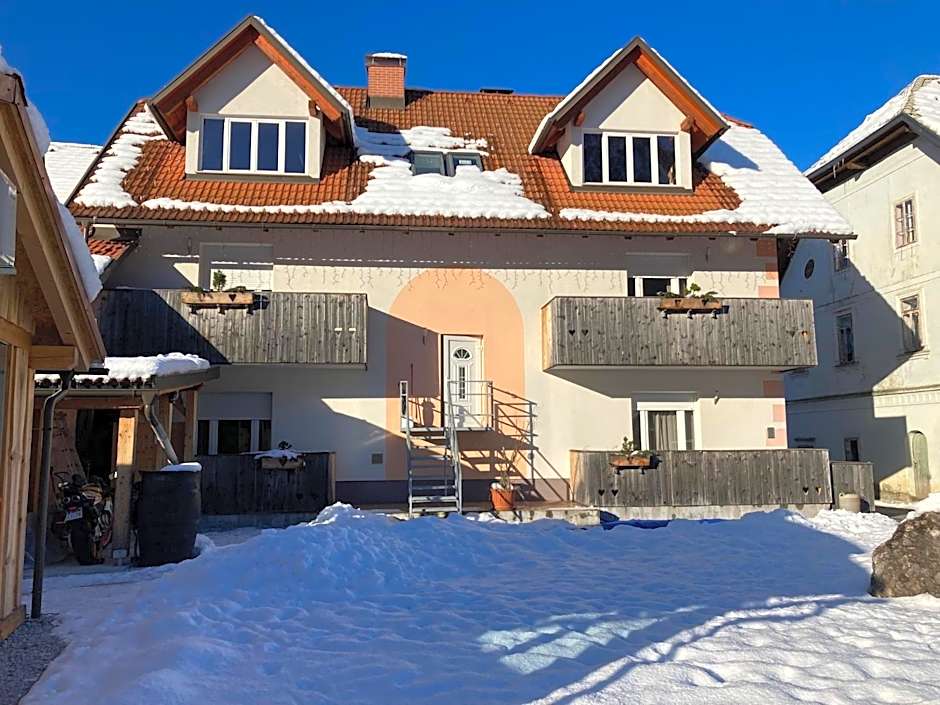 Aparthotel Pr' Jakapč'