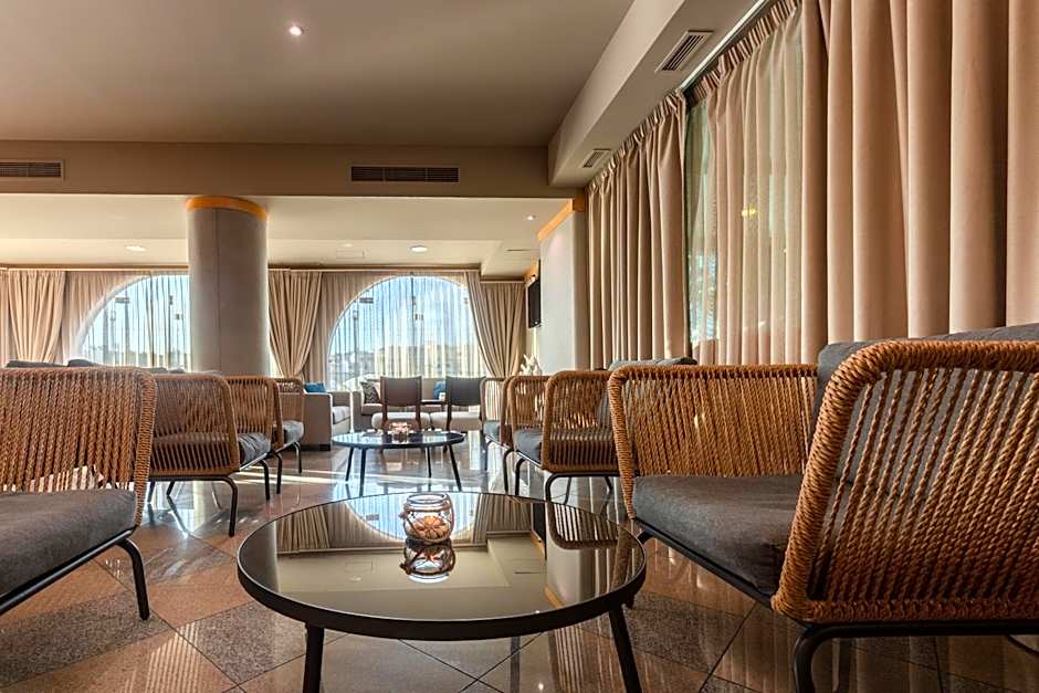 The Navigator - Solaqua