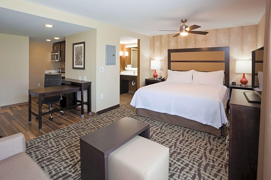 Homewood Suites By Hilton Davenport