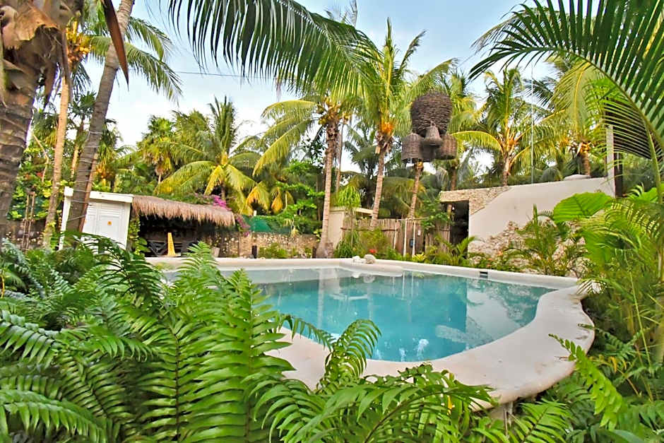Maria Bonita Hotel & Restaurant El Cuyo by Spot Rentals