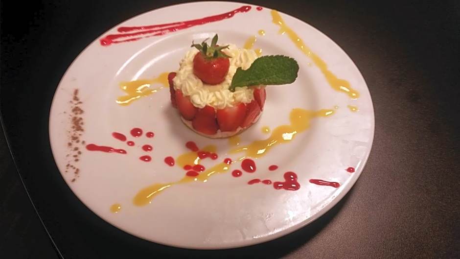 Hôtel Restaurant AKENA La Brède