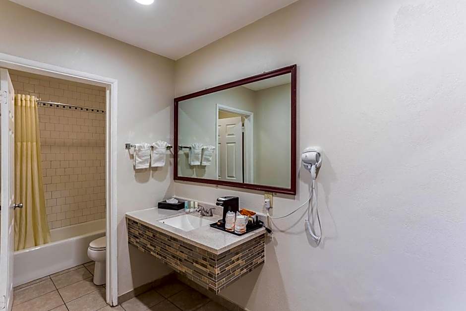 Quality Inn Escondido San Diego North County