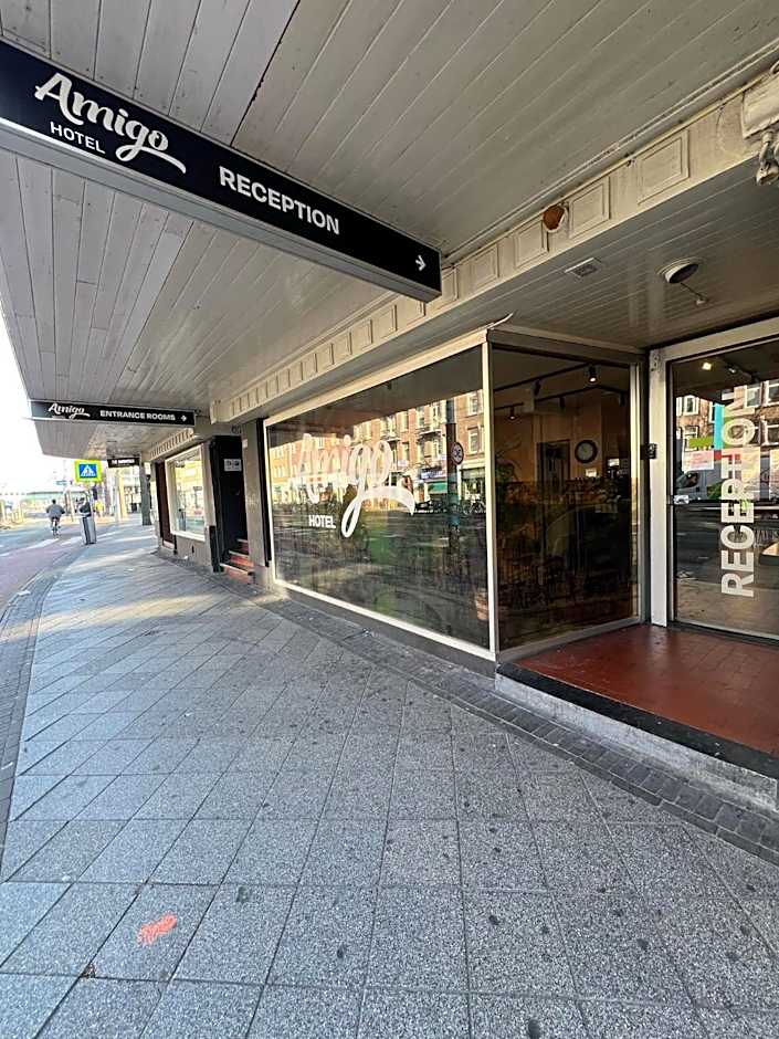 Amigo Budget Hotel
