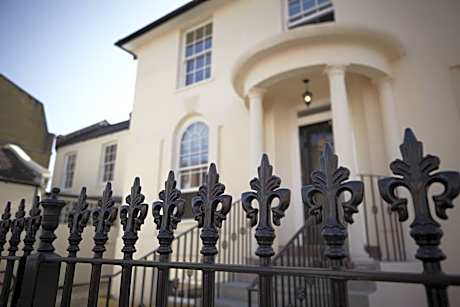 Park Villa Boutique Hostel