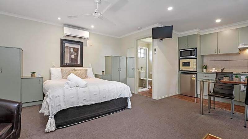 Tasman Holiday Parks - Merool on the Murray