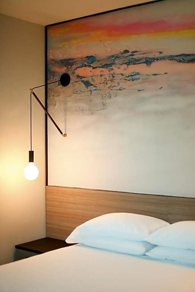 The Tryst Beachfront Hotel