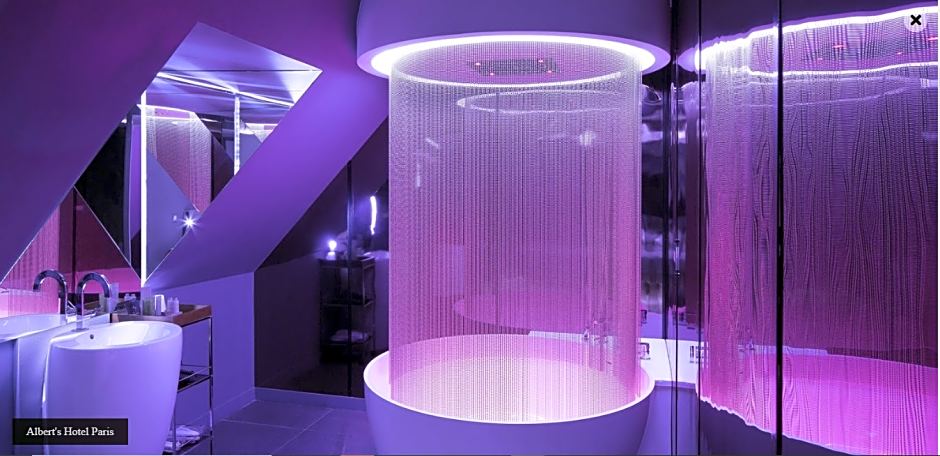 New Hotel REPUBLIQUE