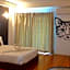 The Pride Hotel At Laemsing