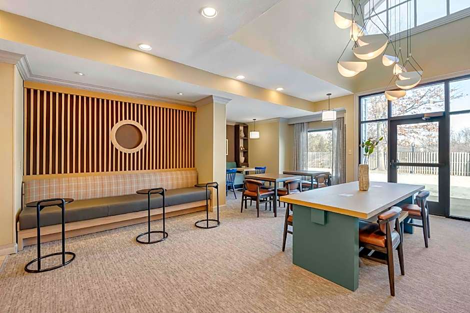 Sonesta ES Suites Dulles Airport