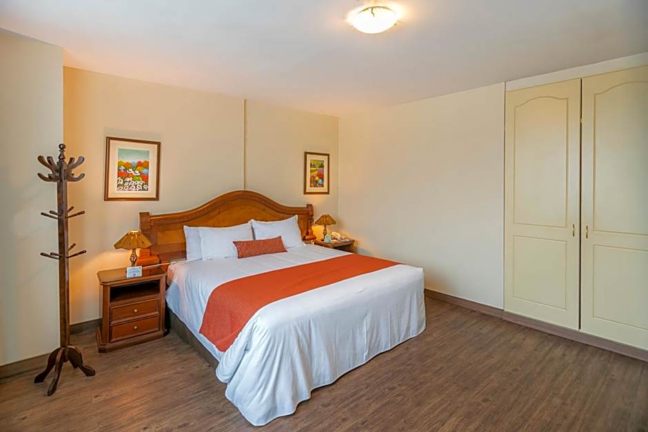 Miraflores Colon Hotel