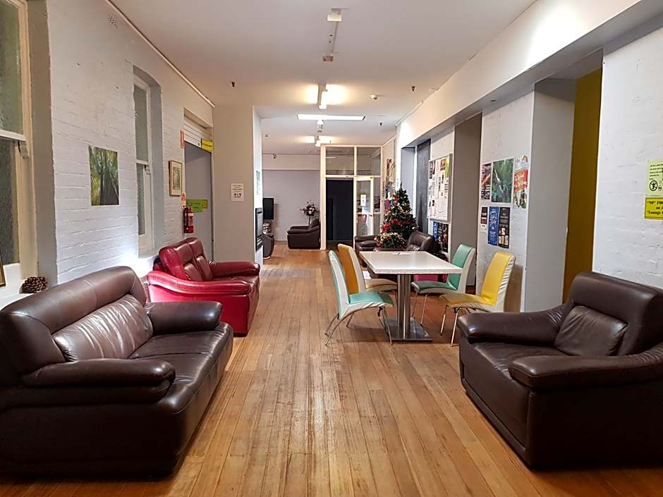 Backpackers Imperial Hotel