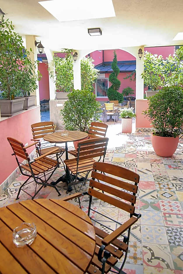 Boutique Hotel Asteria