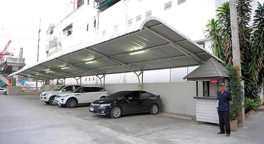 Rhienchai Place Hotel