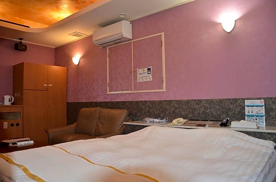 Hotel Takao Asile