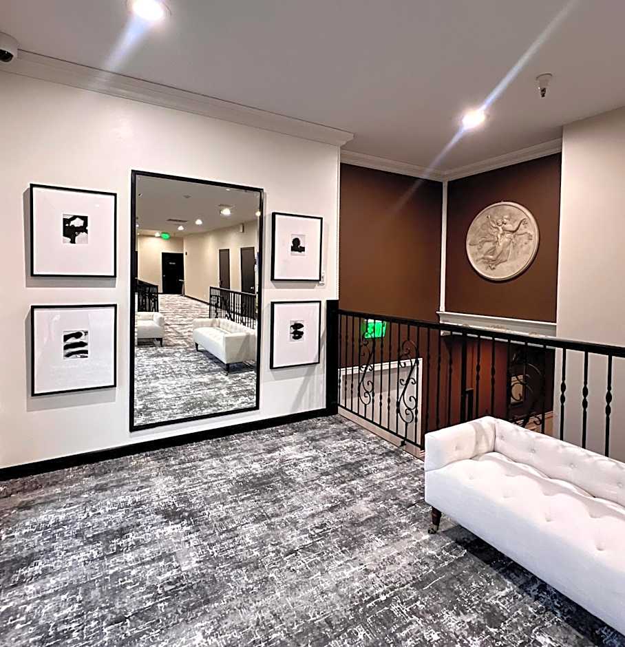 Ramada by Wyndham Tukwila Southcenter