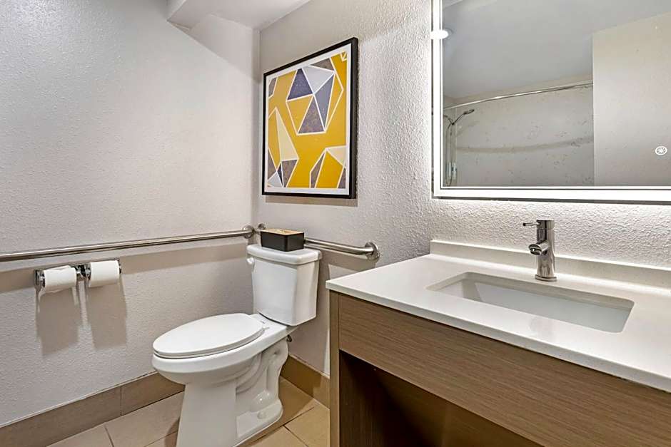 Comfort Inn & Suites Sacramento