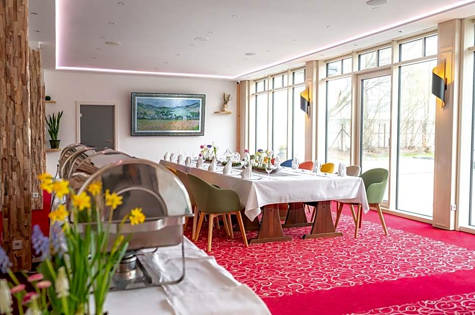AaRa Hotel
