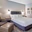 La Quinta Inn & Suites by Wyndham Evansville