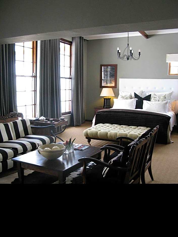 Lairds Lodge Country Estate